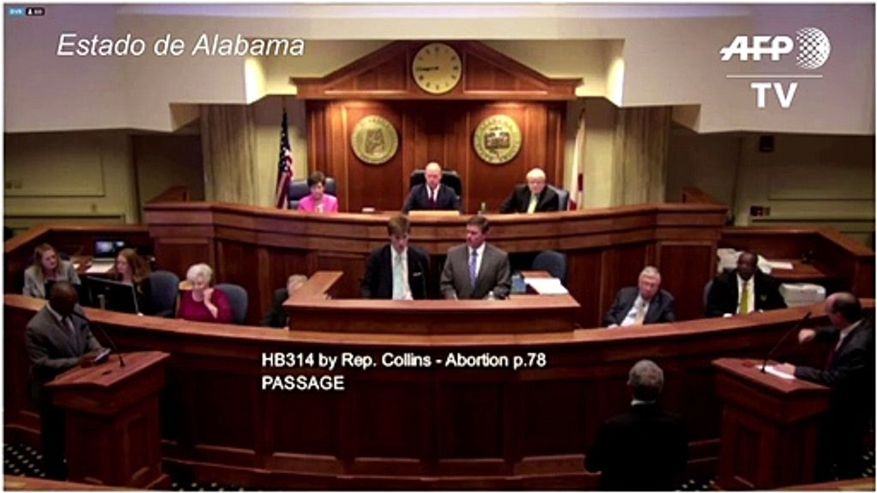 Senado de Alabama aprueba ley antiaborto más estricta de EEUU