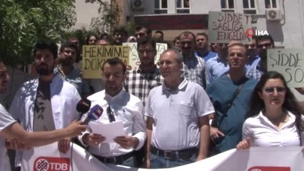 Mardin'de Doktora Şiddet Protesto Edildi