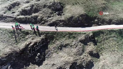 İlk kez kayıp gazeteciyi arama çalışmaları kapsamında gerçekleştirilen çalışma havadan görüntülendi