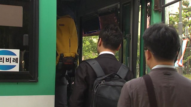 수도권 버스 정상운행...안도한 시민들 / YTN