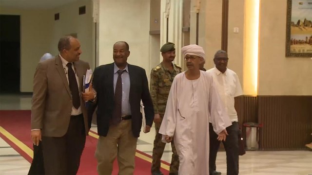 اتفاق بالسودان بين العسكري وقوى التغيير على الفترة الانتقالية