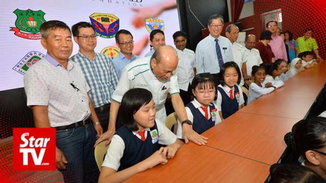 Eco World Foundation donates desks and chairs to six schools