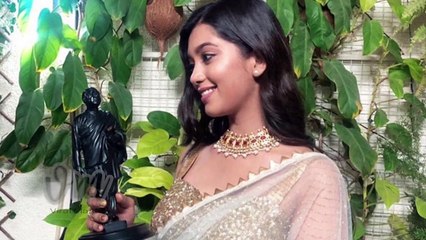 Digangana Suryavanshi को इसलिए मिला दादा साहेब फाल्के अवार्ड | Viral Masti