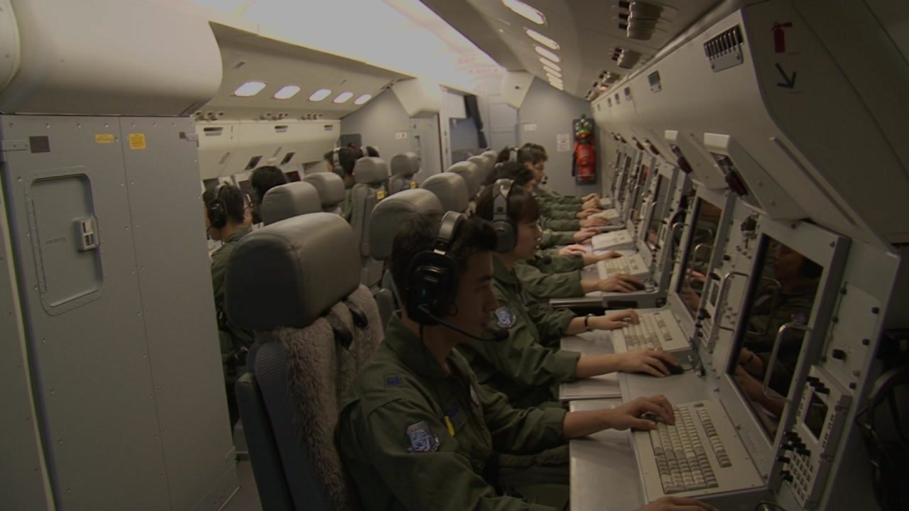 대북 감시 강화한 軍...수도권 상공에 정찰기 / YTN