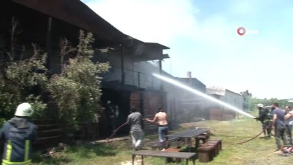 Oruçlu İtfaiye Erlerinin Alevlerle Mücadelesi