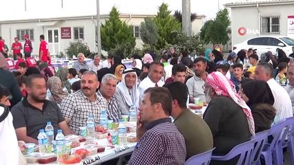 10 Bin 500 Suriyeli'ye İftar Yemeği Verildi