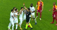 Hakem Suat Arslanboğa Penaltı Verince Saha Karıştı!