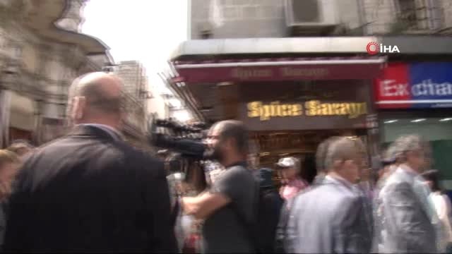 Engelliler İçin Kapalı Çarşı'da Yürüdüler