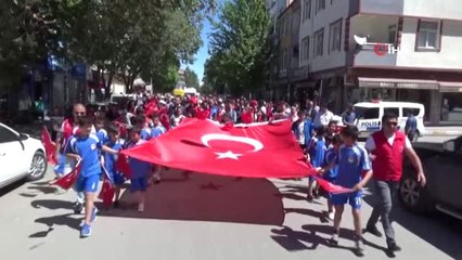 Iğdır'da Türk Bayraklı Gençlik Yürüyüşü