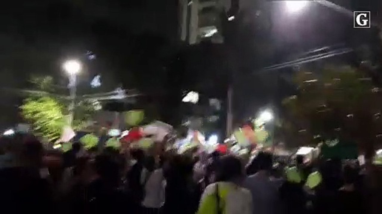 Manifestantes saem do Ifes em direção à Reta da Penha, indo para a Assembléia Legislativa