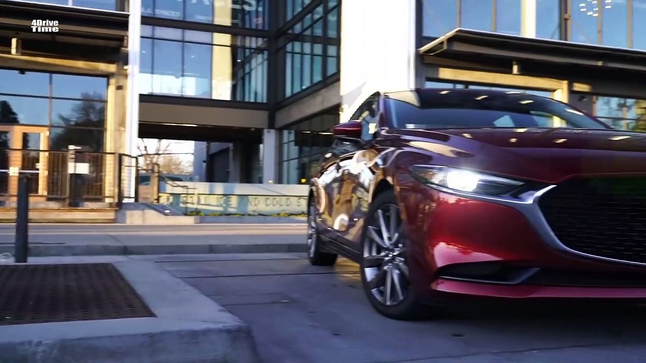 2019 Mazda3 – Awesome Small Sedan