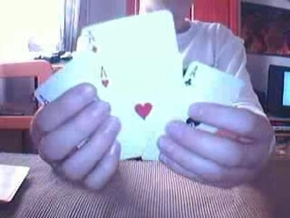 Tours de cartes impressionant + explication