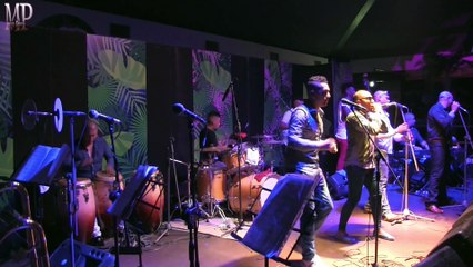 Barbaro Fines Y Su Mayimbe - La Diabla