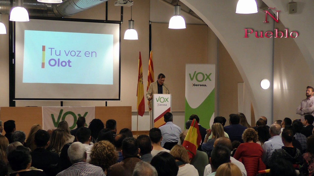 La candidata de VOX por Figueras se plantea "retirar la nacionalidad delincuentes reincidentes"