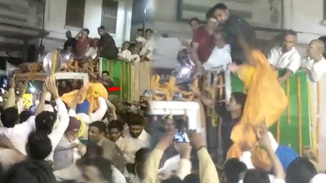 काशी रोड शो में मोदी को शॉल भेंट करने वाले मुस्लिम सरदार ने प्रियंका को दिया ये गिफ्ट