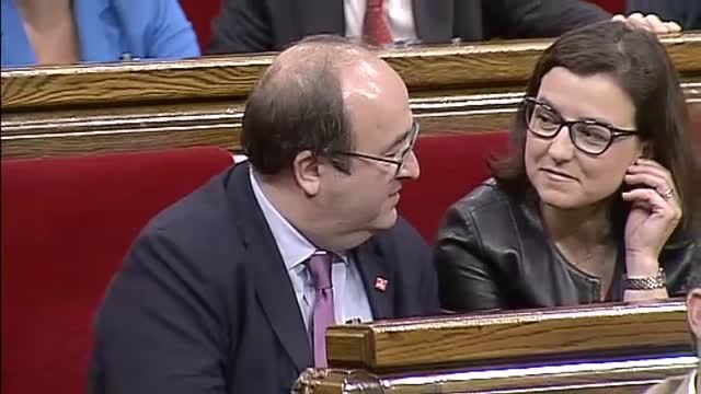 El Parlament rechaza la designación de Iceta como senador