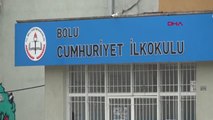 Bolu Öğrencisine Tokat Atan Öğretmene Velilerden İmzalı Destek