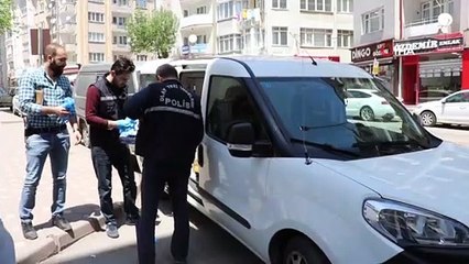 Sivaslı tüccar ölü bulundu