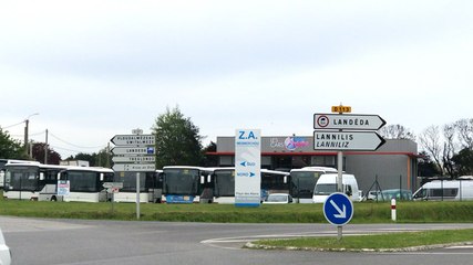 Destruction de onze véhicules aux cars des Abers