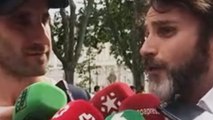 Dani Rovira y Fernando Tejero, en un acto de Más Madrid sobre bienestar animal