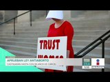 Gobernadora de Alabama firma el proyecto más estricto contra el aborto | Noticias con Francisco Zea