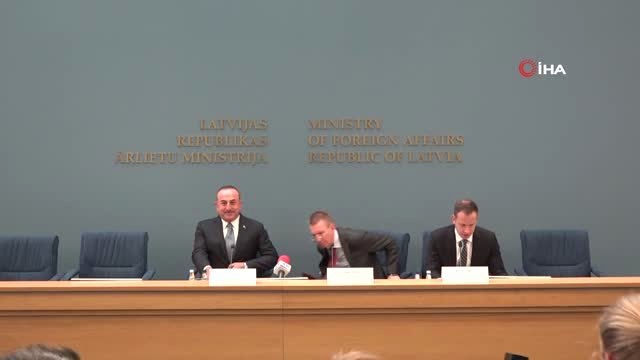 Bakan Çavuşoğlu'ndan S-400 Açıklaması- Dışişleri Bakanı Mevlüt Çavuşoğlu: - Tamamen Bizim...