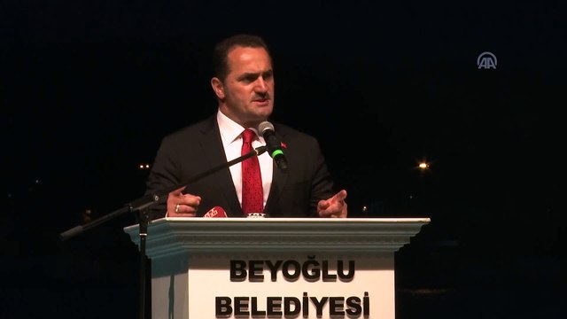 Beyoğlu'nda 'Vatan ve Ramazan' temalı iftar - Haydar Ali Yıldız - İSTANBUL