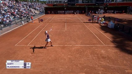 Rome - Mladenovic signe une belle perf' en sortant Barty
