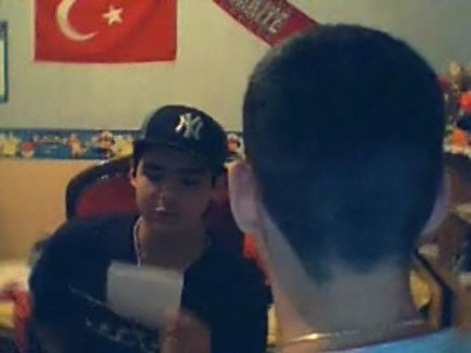 Dolce Gusto - Confetion d'un milieu de Terrain - BA&FM PROD