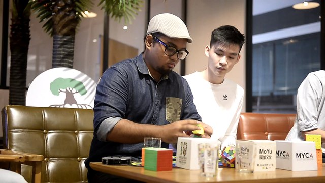 Watch Muhammad Hariz Azizan solve a Rubik’s cube in under eight seconds!