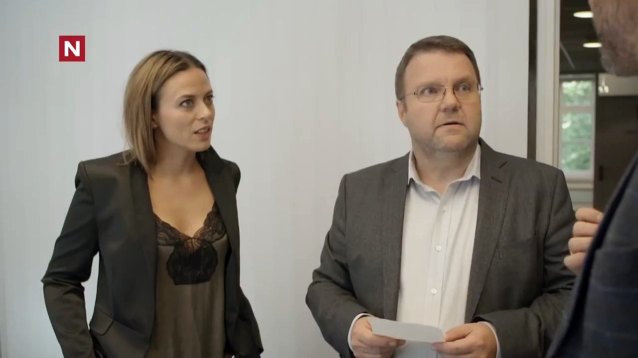 Thomas blir avslørt av en av sine ansatte - Helt Perfekt - TVNorge