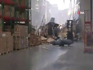 ABD'de F-16 Uçağı Binanın Üzerine Düştü