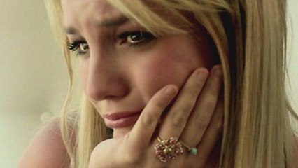 Britney Spears torna a mostrarsi sui social ma qualcosa che non quadra: mistero s'infittisce