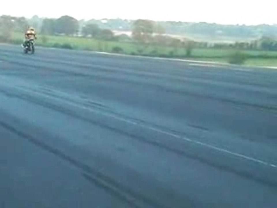 Cherbourg stunt moto (cross,roadster et sportives)