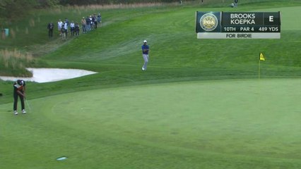 GOLF: PGA Championship - Le magnifique birdie de Koepka