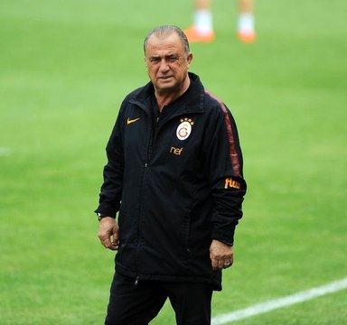 Galatasaray'da Sinan Gümüş Antrenmanı Tamamlayamadı