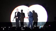 Alain Chabat et Gérard Darmon dansent la Carioca (Cannes 2019)
