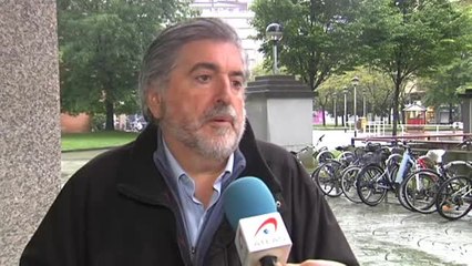 Eguiguren a Casado: "No admito lecciones. Toda mi vida he luchado contra el terrorismo y he defendido la Constitución y a España y ese hombre no sé dónde estaba"