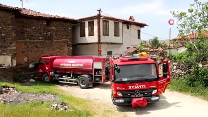 Kömür Dolu Tarihi Evde Yangın Çıktı