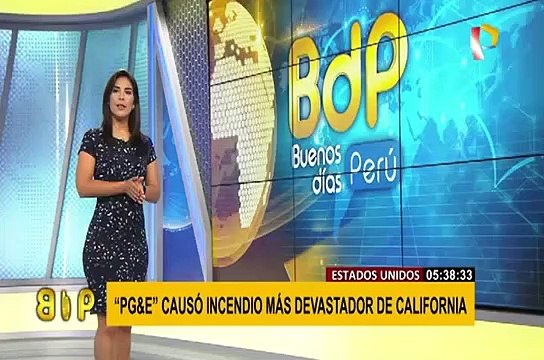 Miraflores: dejan arreglos florales en casa de Alan García