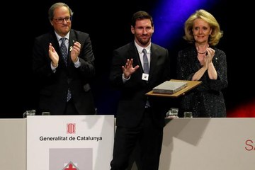 ကာတာလုိးနီးယားေဒသရဲ႕ ‘Creu de Sant Jordi’ ဂုဏ္ထူးေဆာင္ဆုကုိ ရရွိခဲ့တဲ့ မက္ဆီ