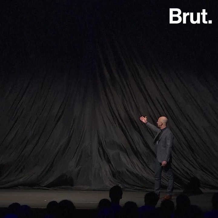 Jeff Bezos’ Aerospace Company Unveils Lunar Lander