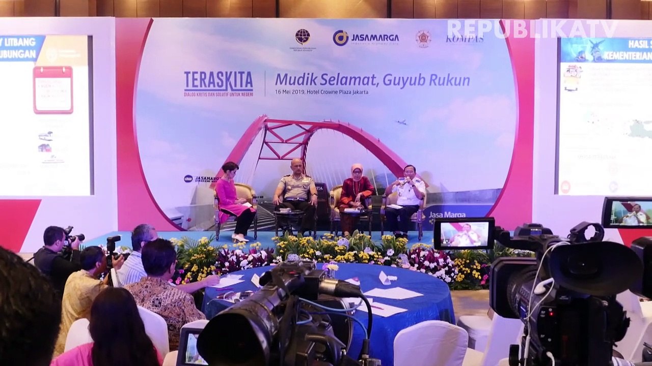 Menhub Beri Waktu Dua Hari Maskapai Turunkan Harga Tiket