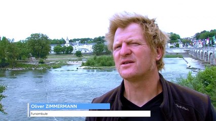 Il traverse la Loire sur un câble de 230 mètres