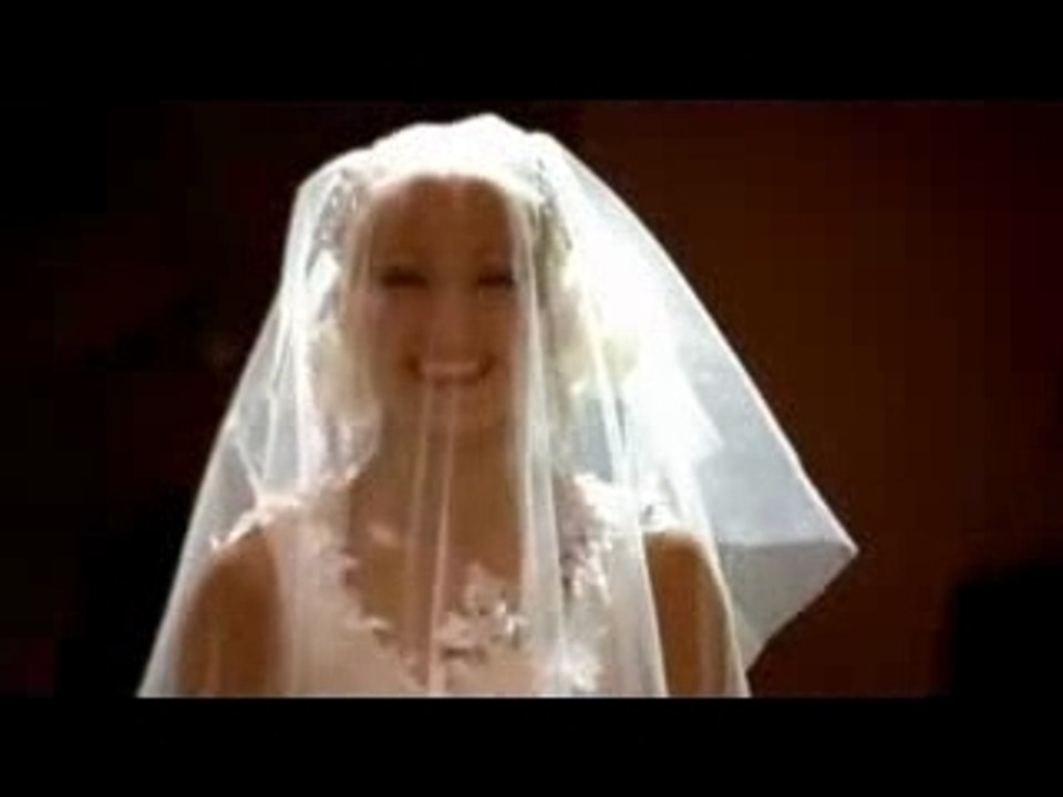 Christina Aguilera offre un clip à ses fans