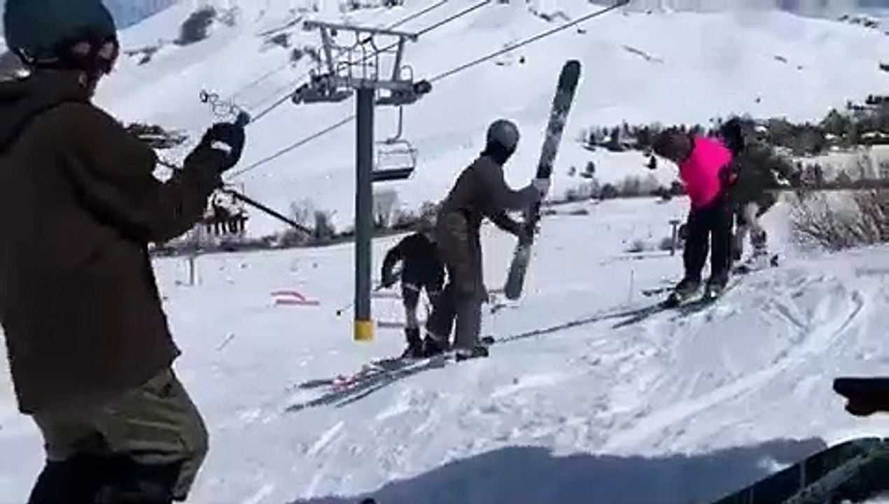 Swinging Skis on the Slopes
