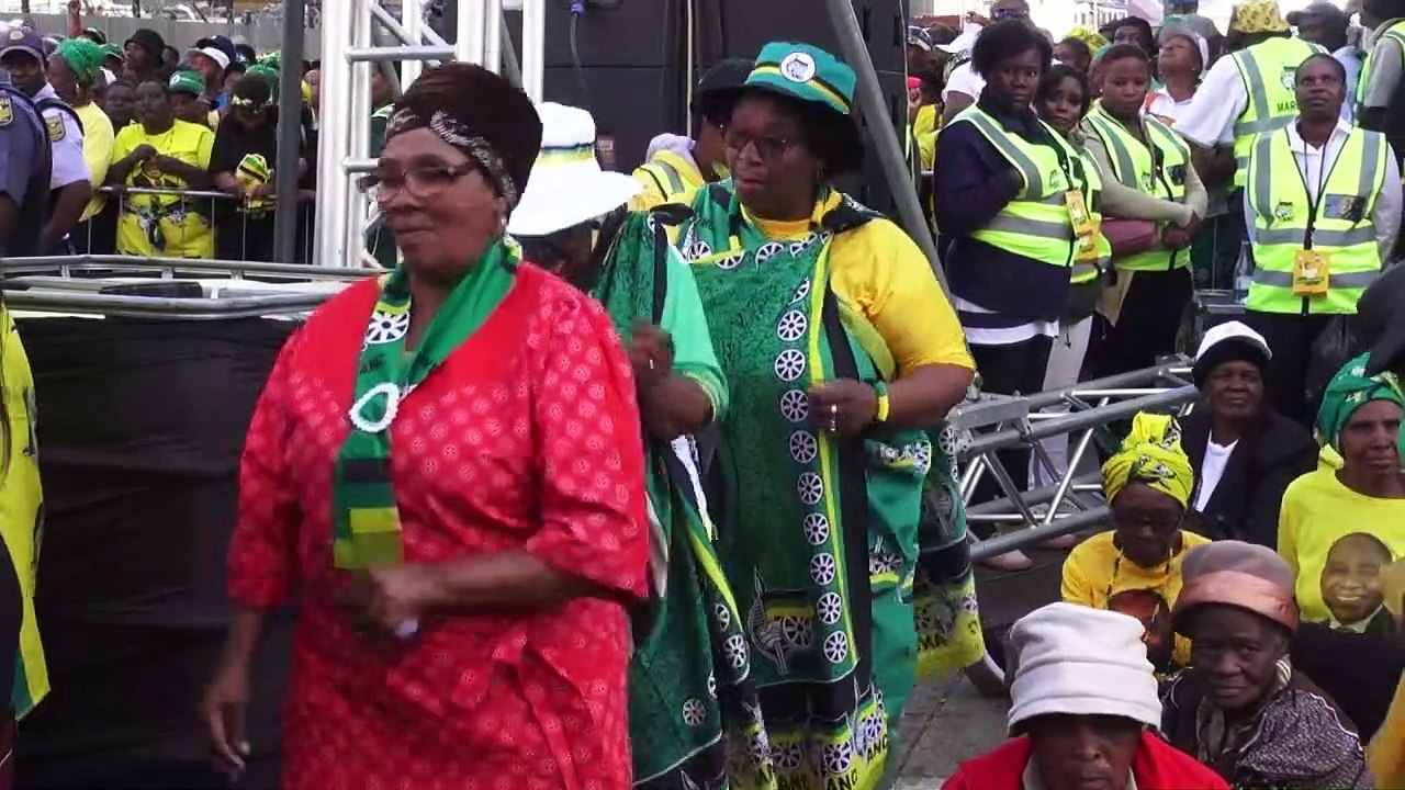 Africa Weekly - a round up of news and features from Africa
