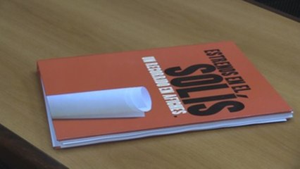 La Zaranda lleva a Montevideo "La extinta poética", una obra que llama a la reflexión