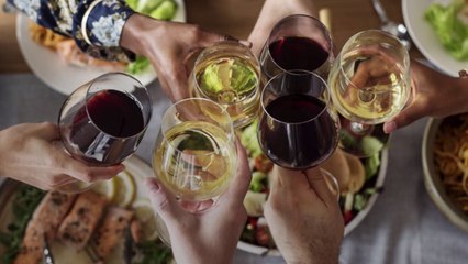 Perfect Wines To Pair With Appetizers (Your Illustrated Guide)