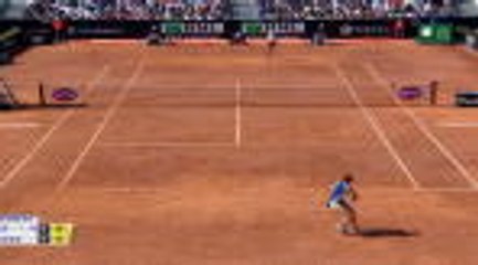 Pliskova comes from set down to book semi-final spot